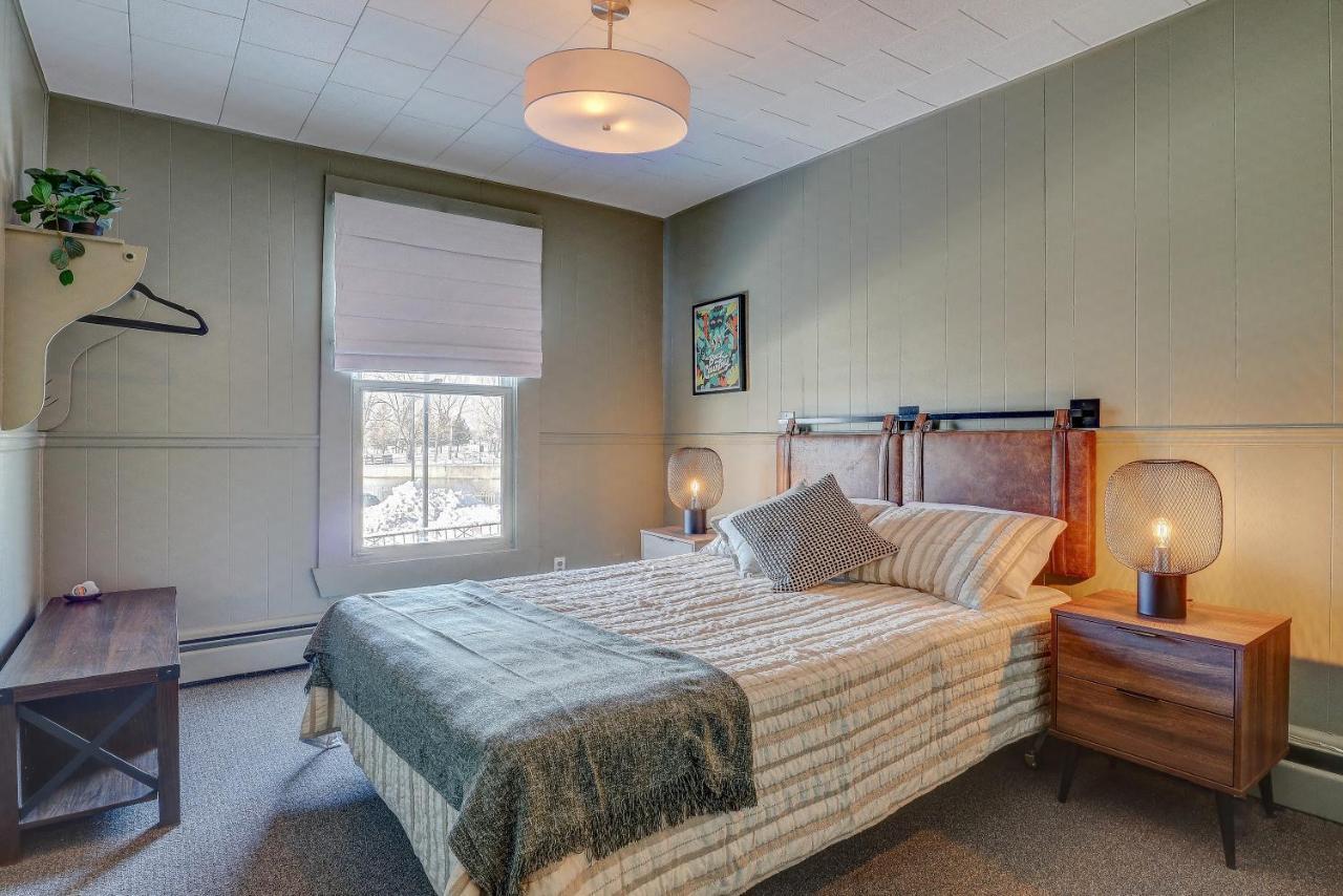 Auberge Des Cantons Magog Екстериор снимка